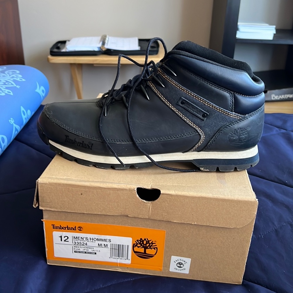 Navy blue with white strip Timberland mens boot size 12 M
